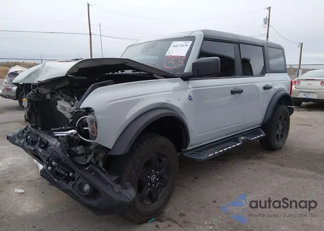 2024 Ford Bronco Black Diamond z USA, uszkodzony, nr VIN 1FMEE1BPXRLA22120